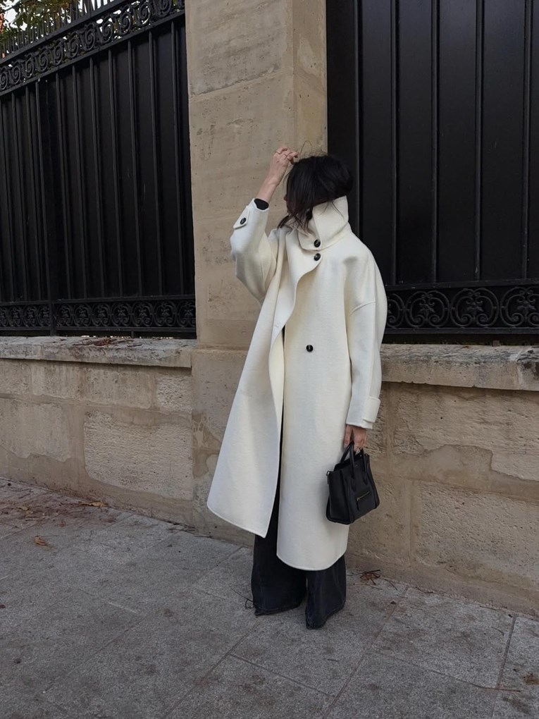 Djevojke su poludjele za ovim kaputom iz Manga - već je rasprodan