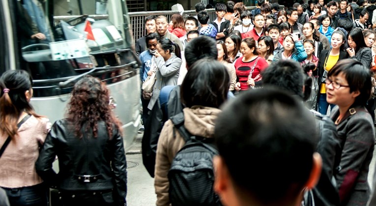 Autobuse s Kinezima zaustavili na hrvatskoj granici, putnica: "Opsadno stanje"
