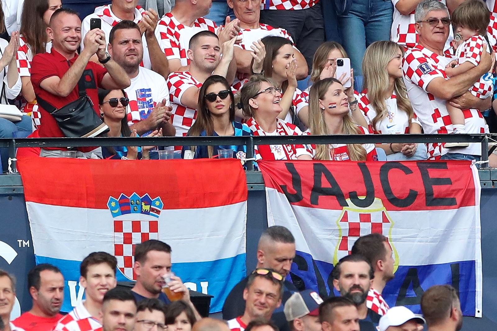 Iva Šarić snimljena na tribinama u Rotterdamu, bodrila Brunu Petkovića