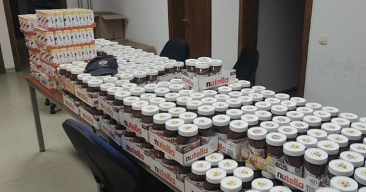 FOTO Iz Hrvatske u Srbiju švercao 400 Nutella, Kinder Bueno i lance za motorne pile