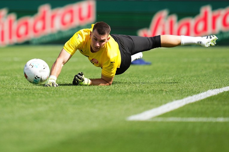 Španjolci o Livakoviću: Bolan promašaj klupske politike 