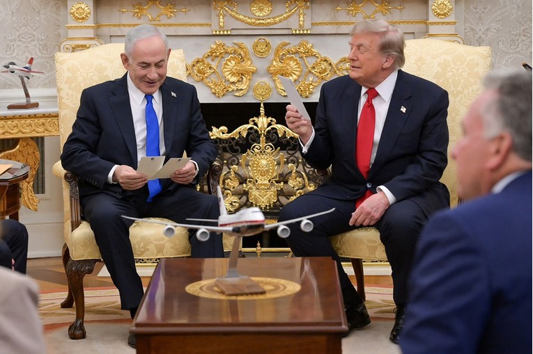 Trump i Netanyahu razgovarali u Bijeloj kući. "Opcija je novi napad na Iran"