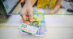 Švicarska središnja banka smanjila kupnju deviza u trećem tromjesečju