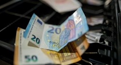 Muškarac kod Nove Gradiške plaćao lažnim eurima, policija ga traži
