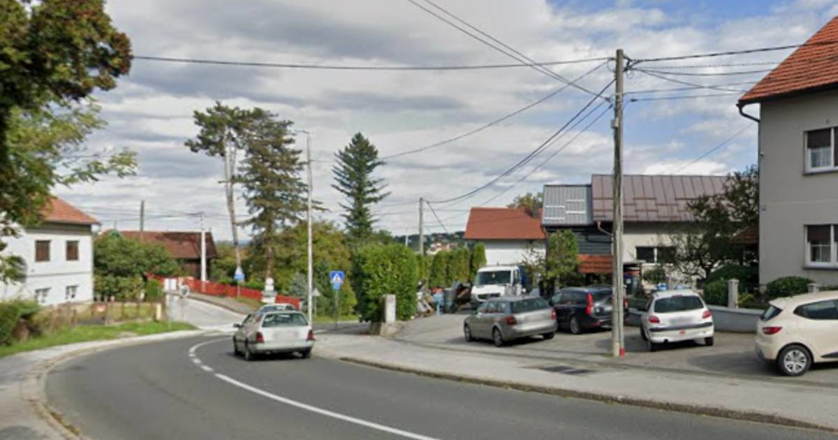 U Oroslavlju mladić (21) autom sletio s ceste i zabio se u stup. Teško je ozlijeđen