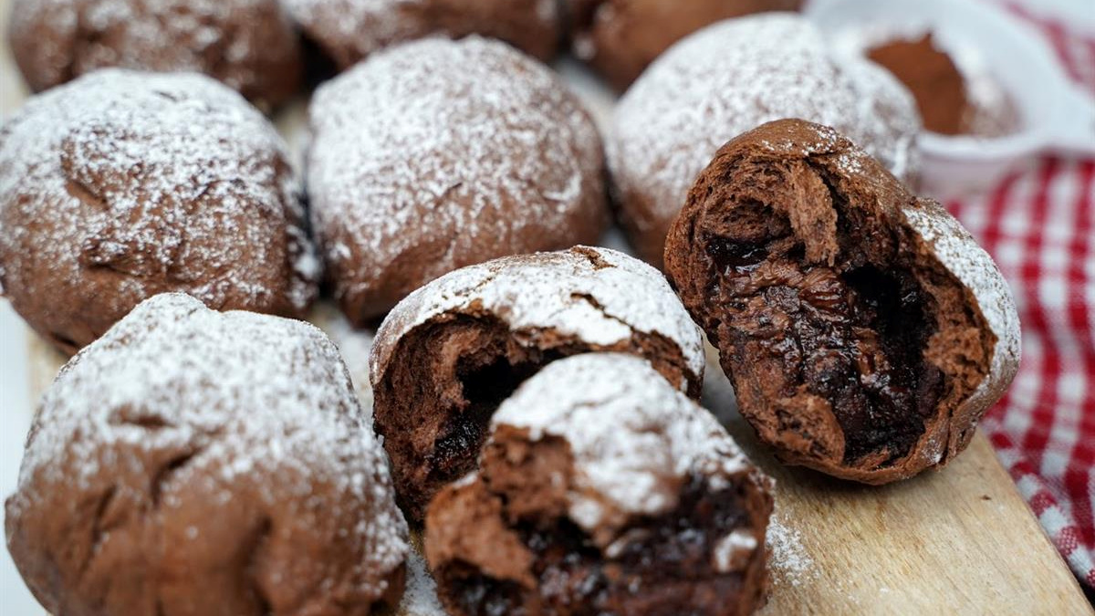 Čokoladne buhtle punjene Nutellom su sve što želimo ovih dana