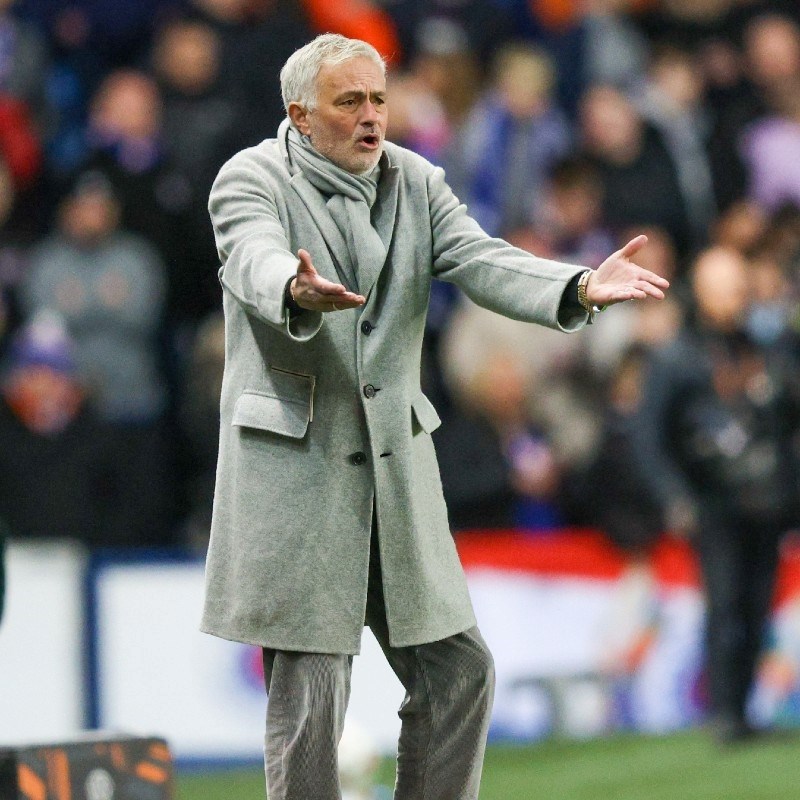 Mourinho poludio na novinare nakon remija: Zar protivnički igrači imaju 10 godina?