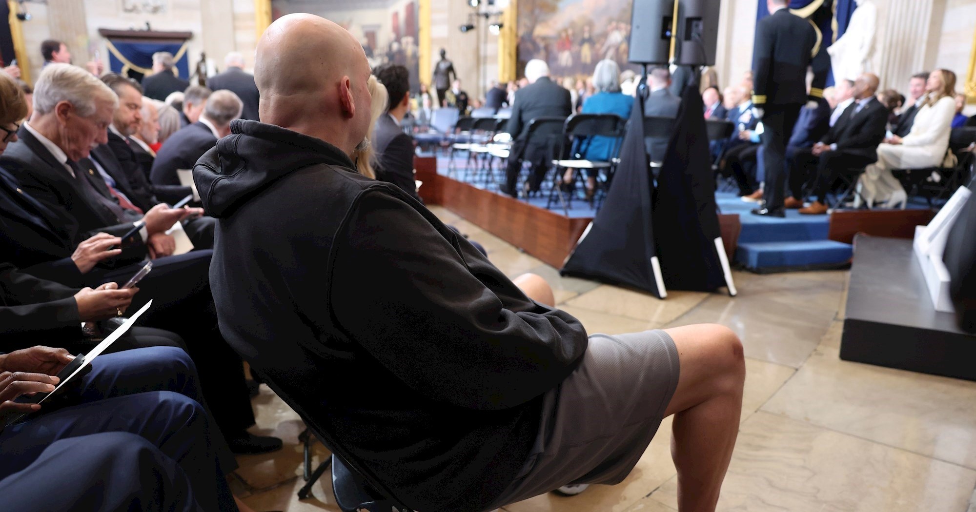 Pogledajte u čemu je američki senator došao na inauguraciju