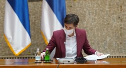 Srbija uvodi obavezno nošenje maski u sve zdravstvene ustanove