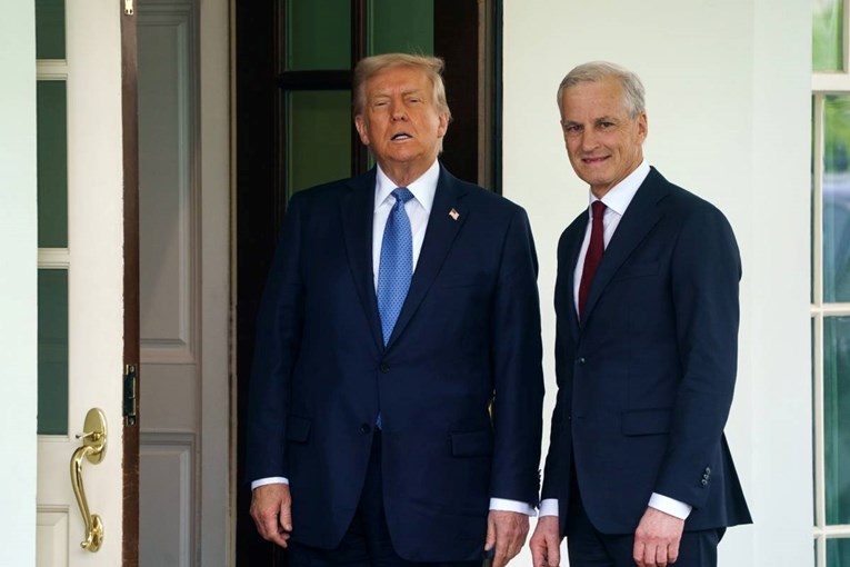 Trump danas: Vladimire, PRESTANI! Trump par sati kasnije: Mislim da će me poslušati