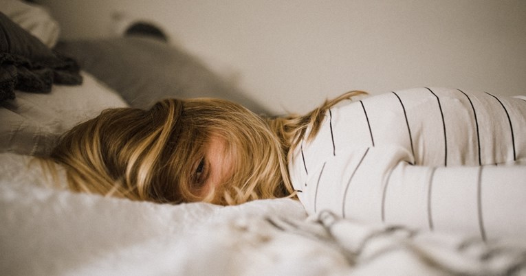 Ako loše spavate, osjećate se starije, tvrdi istraživanje. Evo zašto je tako