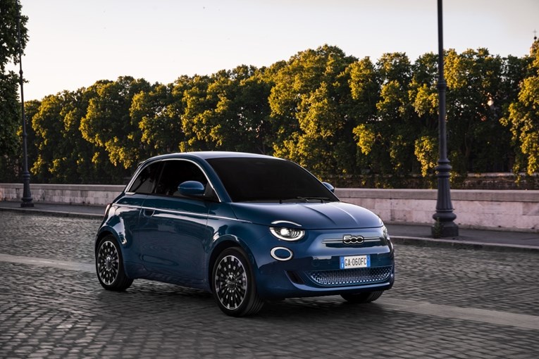 Fiat je prisiljen zaustaviti proizvodnju modela 500e