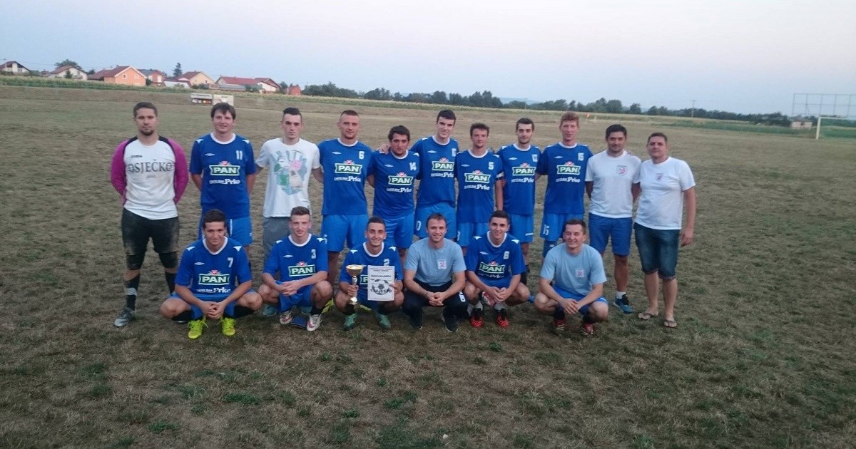 HNK Graševina igra u sedmoj ligi, a za nju navijaju Promili