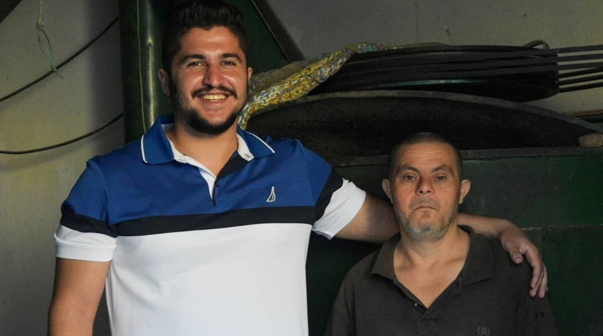 Otac s Downovim sindromom ne skriva ponos: "Moj sin je postao liječnik"