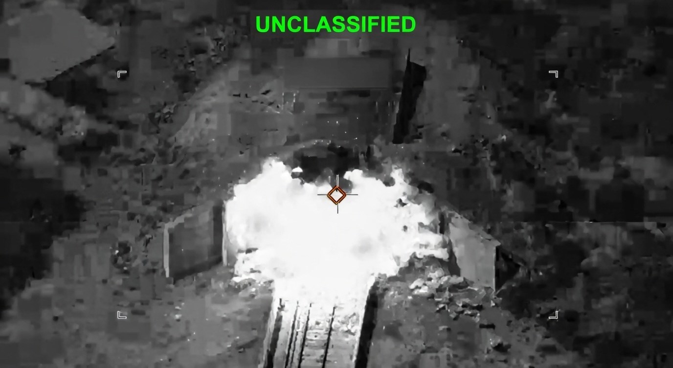 VIDEO Američka vojska objavila snimke napada na iranski arsenal oružja