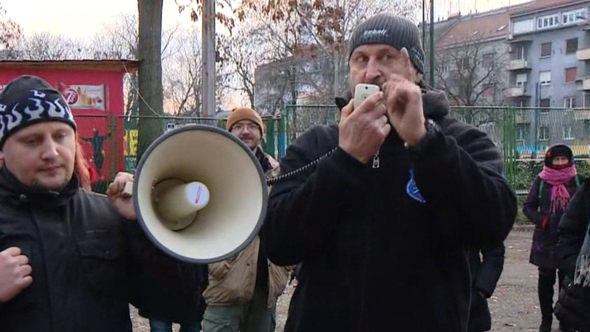 Prosvjed u Zagrebu: "Platit ćete glavom ako se jedno dijete razboli od vašeg cjepiva"