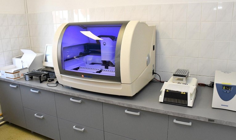 Virovitičko-podravska županija dobila PCR uređaj za testiranje