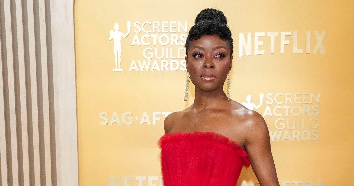 Zbog neobične haljine na dodjeli SAG novinari pitali glumicu može li uopće sjesti