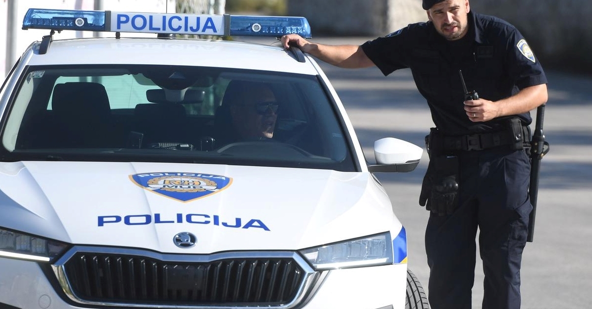 Opljačkana pošta u Sesvetama, policija traži počinitelja