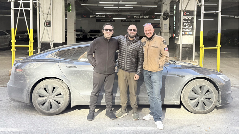 Ispunjeno davno Muskovo obećanje. Tesla se sama dovezla od Kalifornije do New Yorka