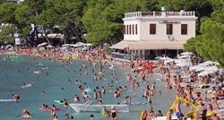 Na Makarskoj rivijeri velika smjena turista, hoteli i dalje popunjeni