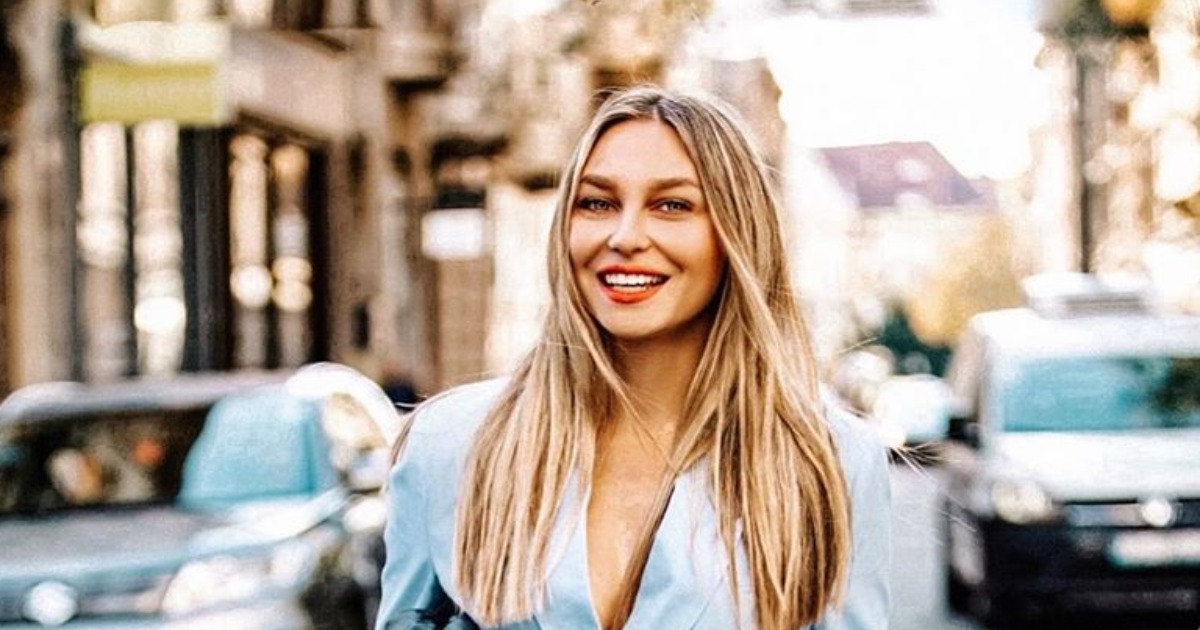 Skockana Sonja Kovač zna kako uklopiti sandale u jesenski outfit