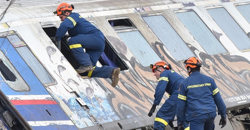 Broj poginulih u sudaru vlakova u Grčkoj narastao na 57. Radnici željeznica u štrajku