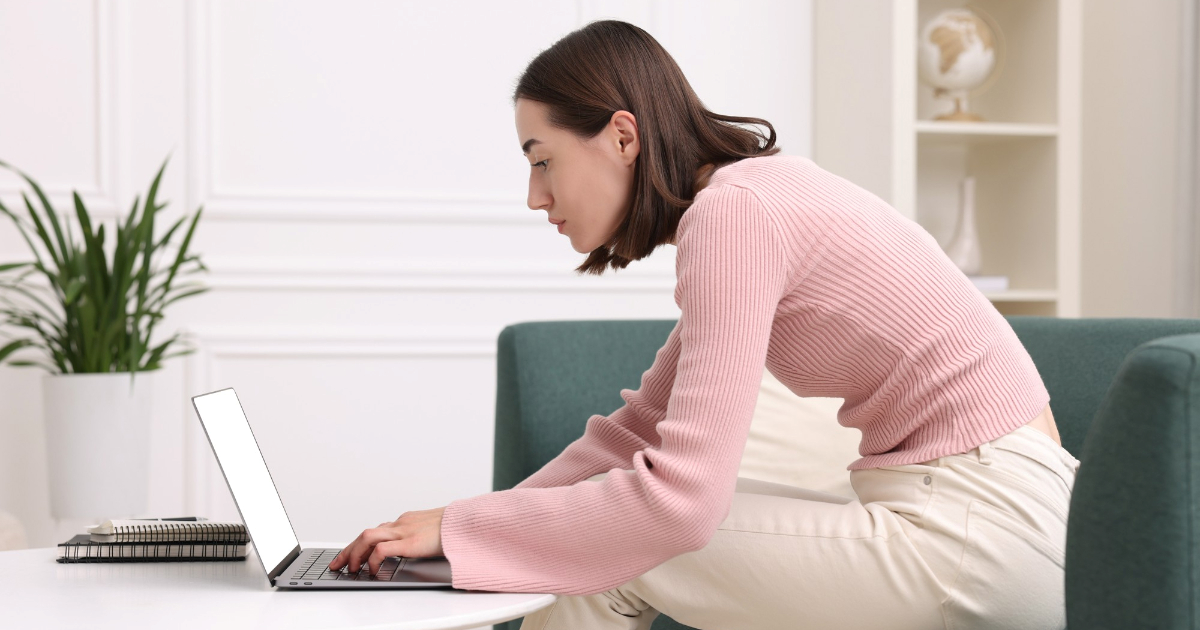 Zašto je pogrbljeno sjedenje opasnije nego što mislite