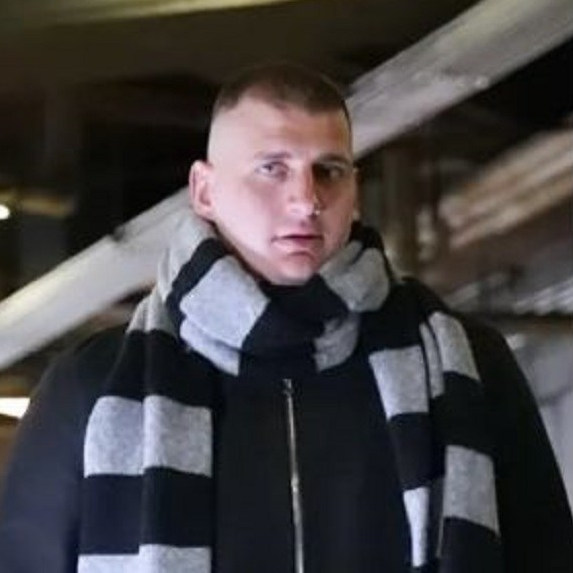 Zašto je Jokić na meč s Lakersima došao obučen kao negativac iz kultnog crtića?