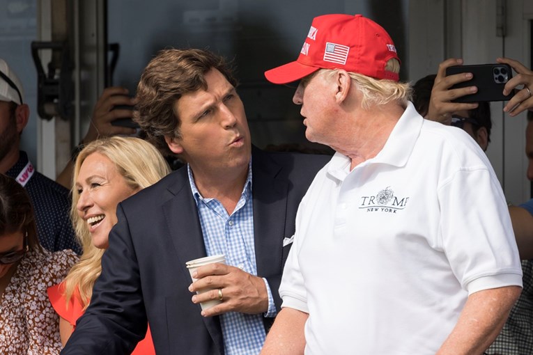 Trump: Tucker Carlson je skrenuo s puta