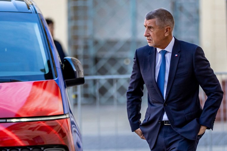 Milijarder sastavlja novu češku vladu