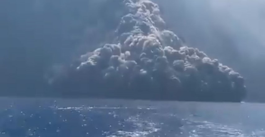 VIDEO Eruptirao vulkan Stromboli kod Sicilije, pogledajte trenutak erupcije