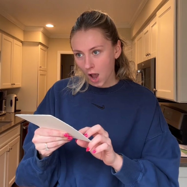 Otkrila grešku na pozivnicama za vjenčanje: "Nadam se da će se ljudi dobro nasmijati"