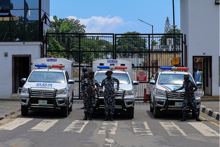 U Nigeriji zbog otmica izvanredno stanje. Naređeno novačenje vojnika i policajaca