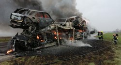 FOTO Šleper s devet automobila izgorio na A3. Policija: Šteta je milijun kuna