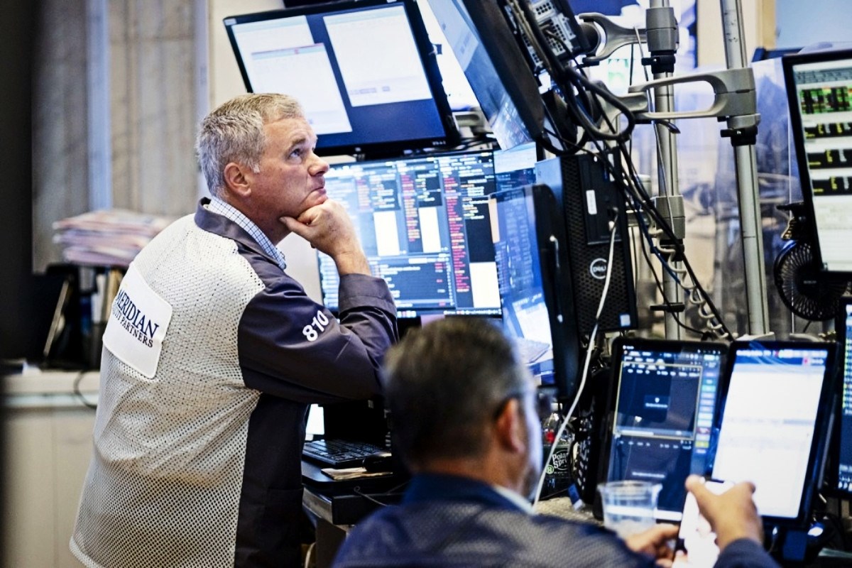 Pad na Wall Streetu: S&P 500 i Nasdaq skliznuli s rekordnih razina