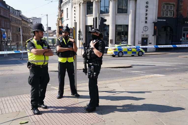 Svjedok napada u Nottinghamu: Čuo sam krikove, vidio kako ubada djevojku i mladića