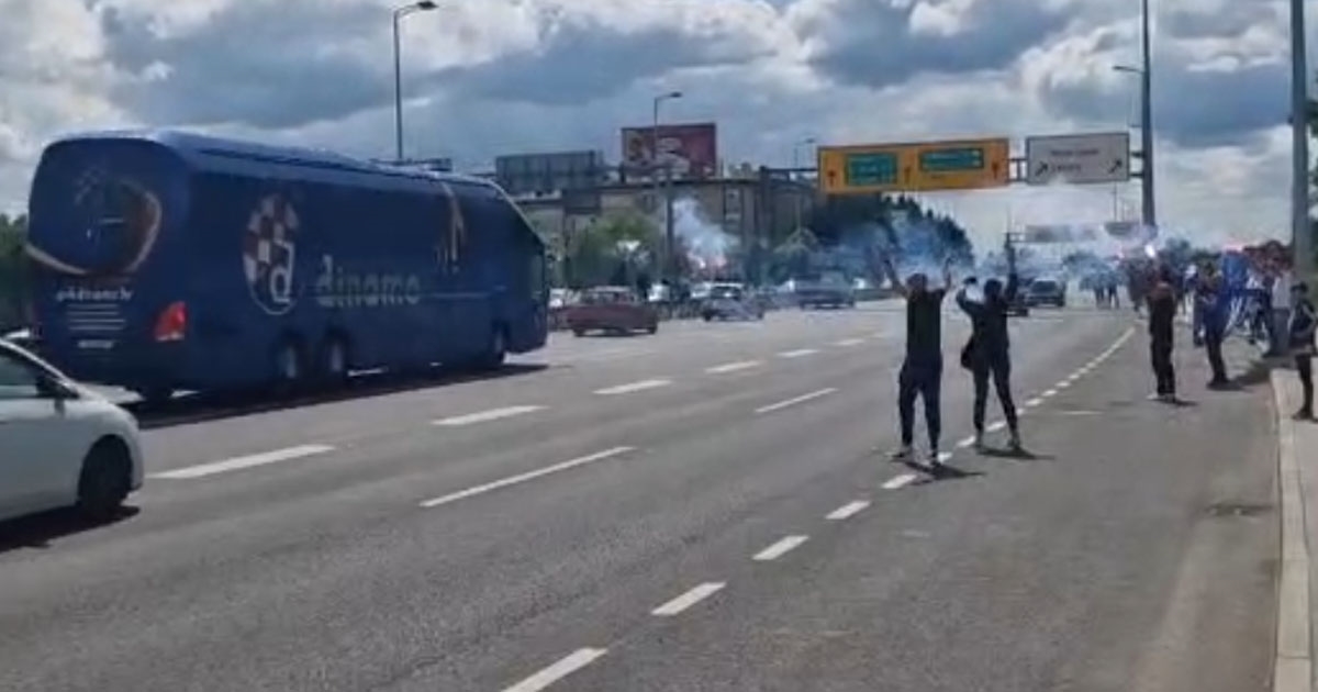Pogledajte kako su Bad Blue Boysi bakljama i pjesmom ispratili Dinamo u Rijeku