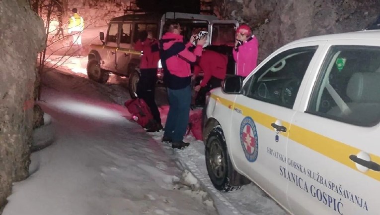 HGSS spasio djevojku i mladića na Velebitu, spasitelj poslao važnu poruku planinarima
