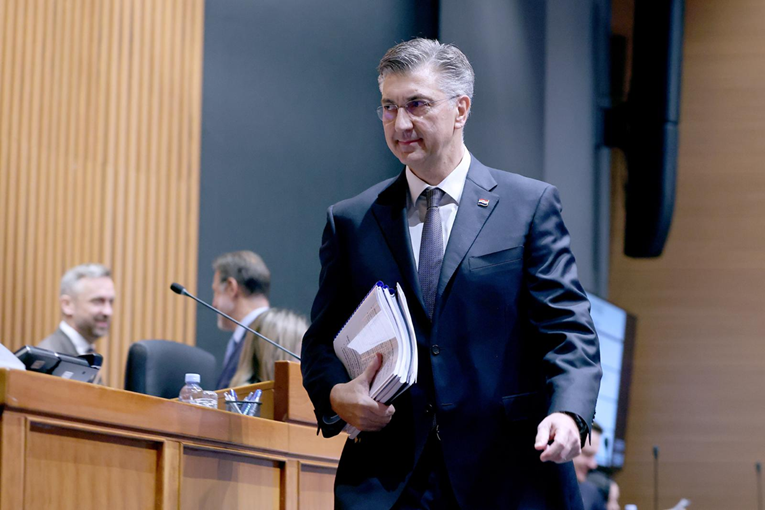 Plenković: Mi smo zadnja brana normalne Hrvatske