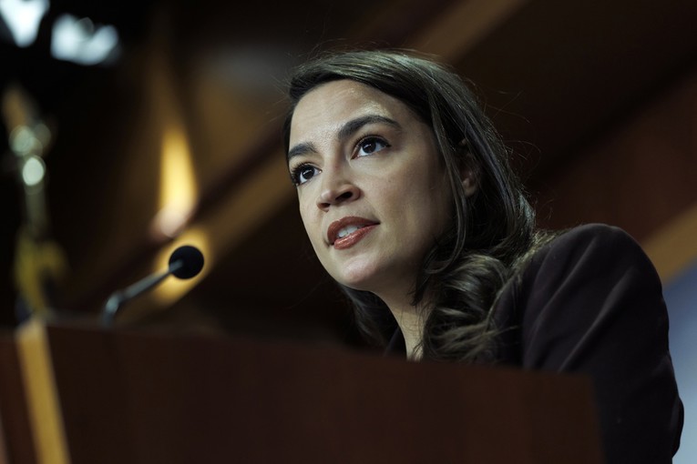 Trump: Mislim da će se kongresnica Ocasio-Cortez kandidirati za predsjednicu