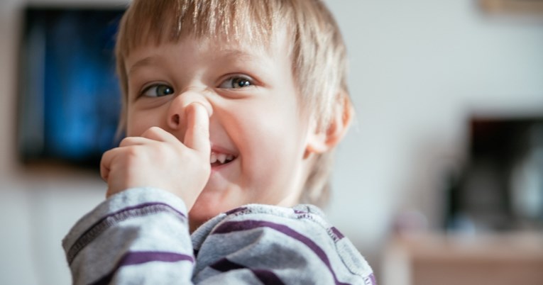 Čačkanje nosa loša je dječja navika, a evo kako joj možete stati na kraj