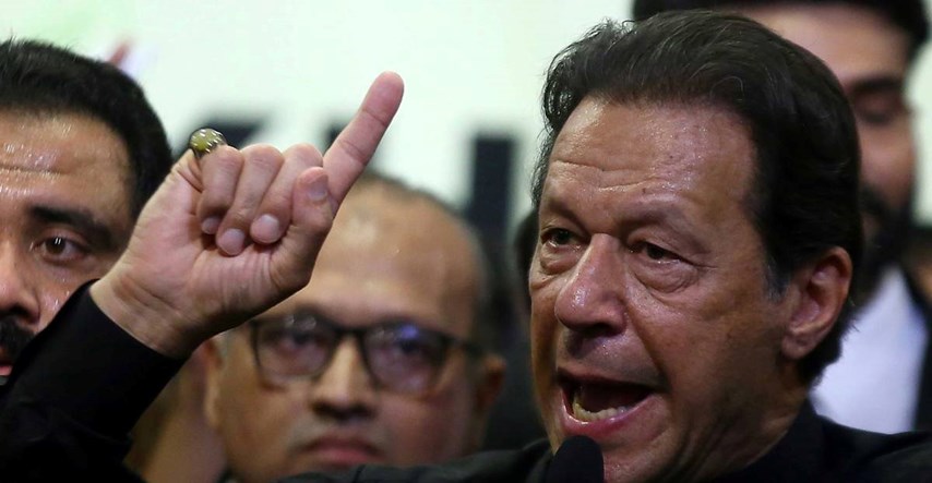 Bivši premijer Pakistana optužen zbog prodaje državnih poklona