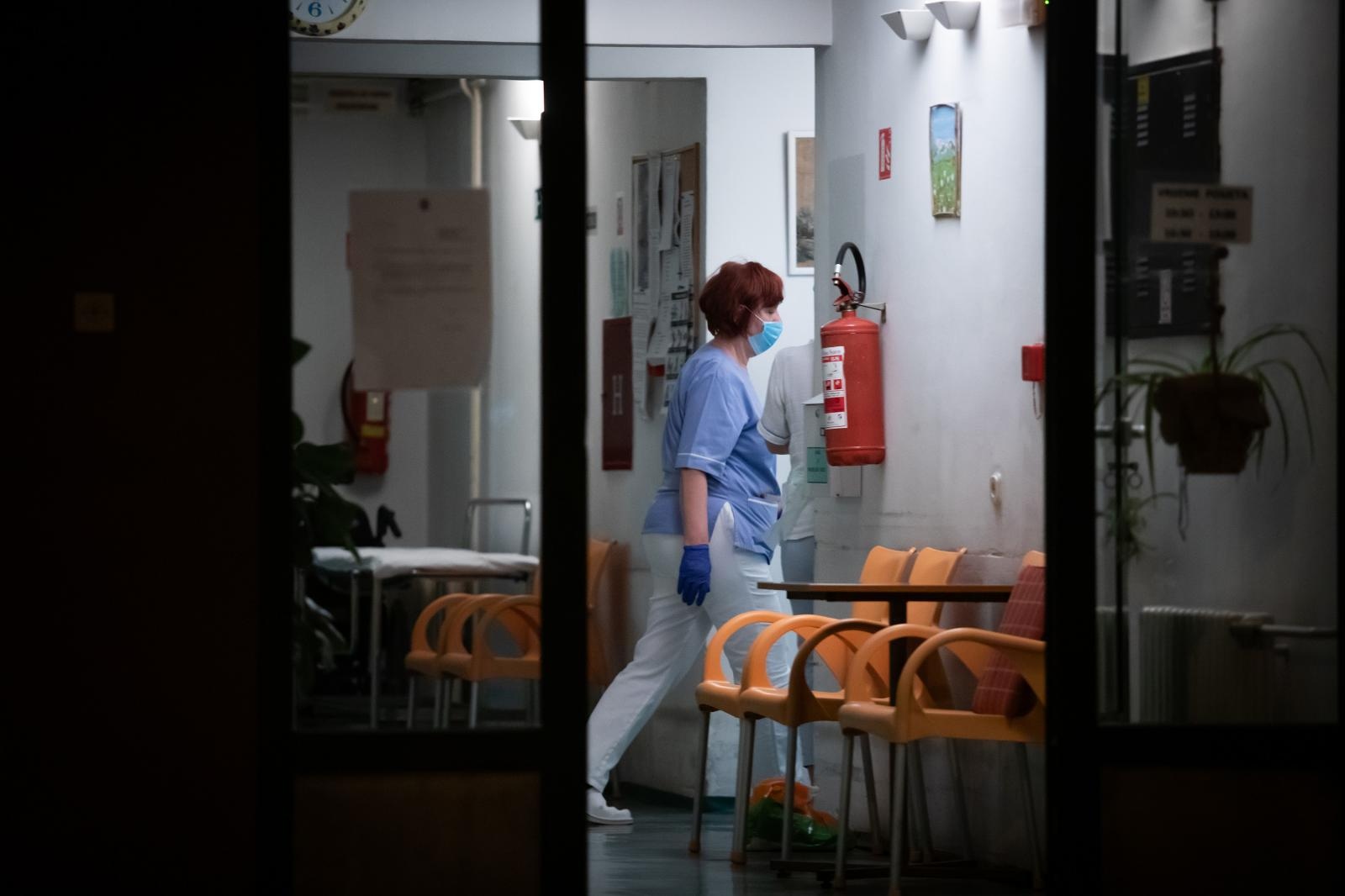 Unuka hospitalizirane štićenice iz Splita: Još mi nisu rekli ima li baka koronavirus