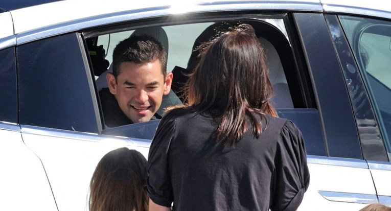 Trumpovog kandidata za šefa NASA-e kasina sumnjičila za čekove bez pokrića