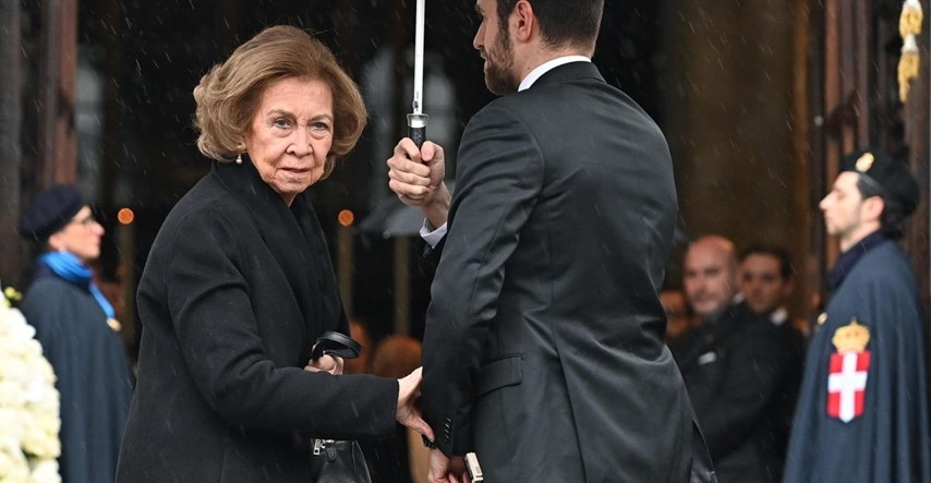 Bivša španjolska kraljica završila u bolnici, njezin sin otkrio u kakvom je stanju