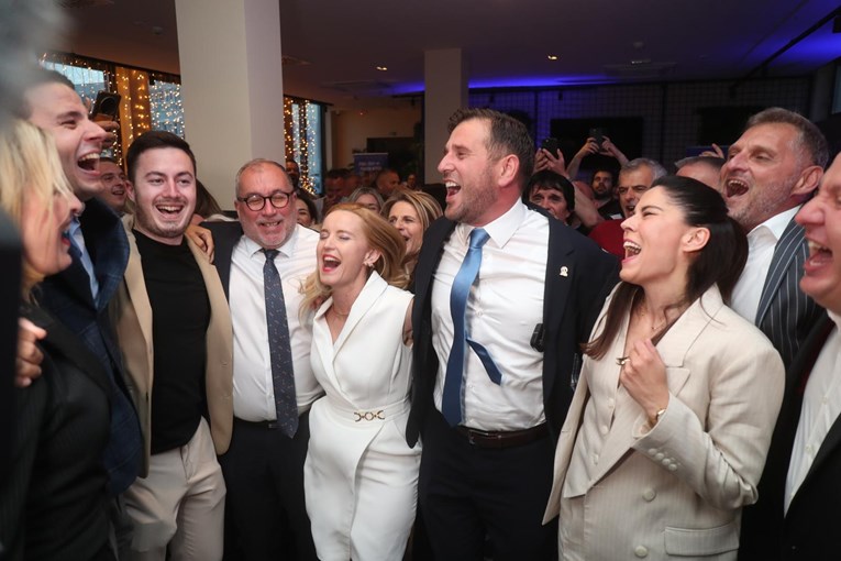 Njonjo i Šuta proglasili pobjedu HDZ-a u Splitu. Šuta slavi