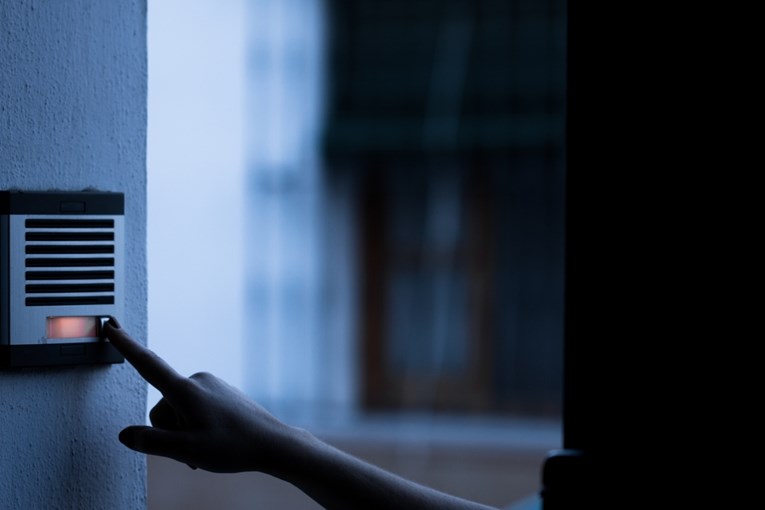 Djeca zvonila na vrata i bježala u Houstonu. Muškarac upucao i ubio 11-godišnjaka