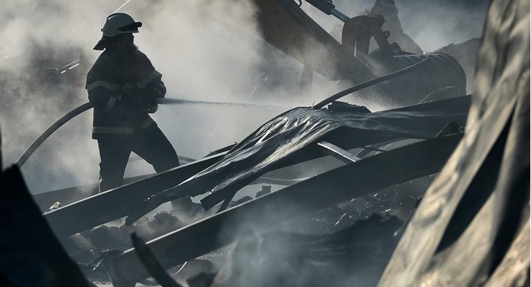 Izbio požar u ruskoj bolnici, tri osobe su mrtve. Zapalio se kineski respirator?
