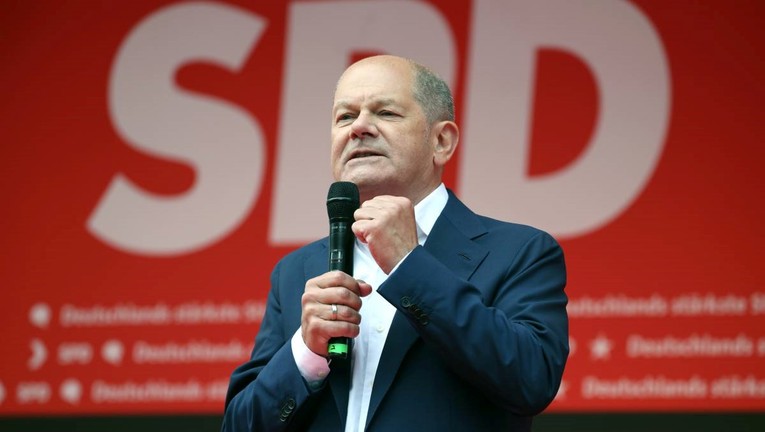 Scholz odbio prijevremene izbore nakon teškog poraza